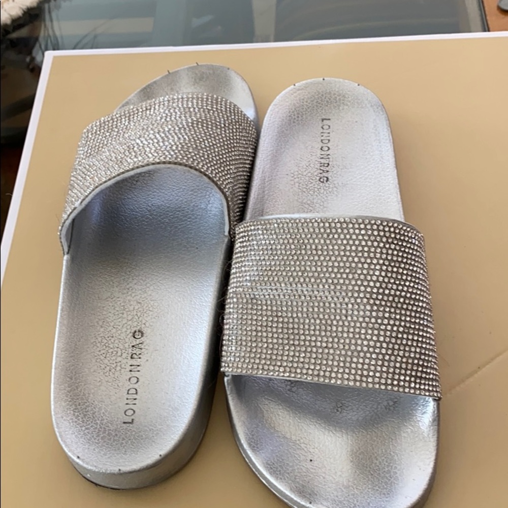 Slipper - Picture 4 of 4